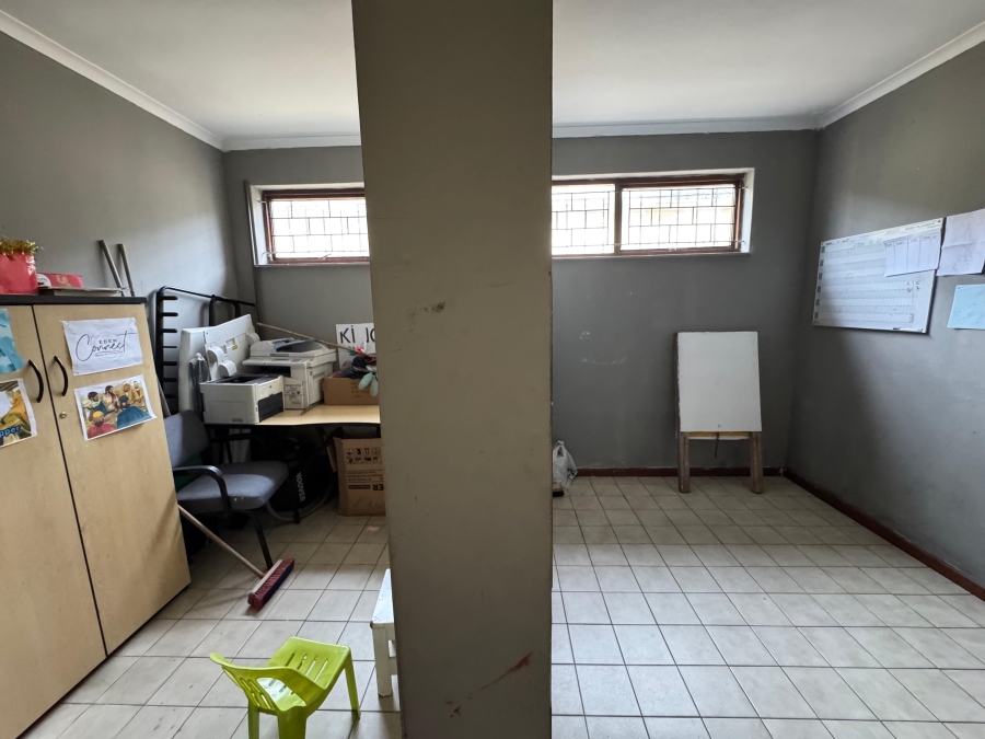 3 Bedroom Property for Sale in Hillcrest Heights Western Cape